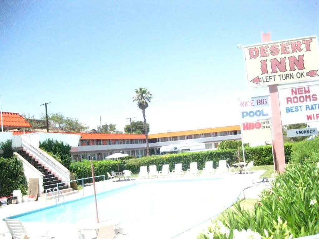 Desert Inn Motel 巴斯托 外观 照片